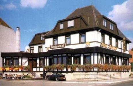 Hotel Karlshof Karlsdorf-Neuthard Eksteriør billede